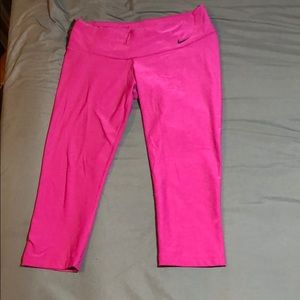 Nike dri-fit capris